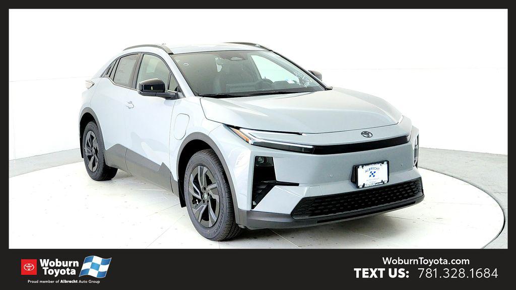 New 2026 Toyota C-HR SE