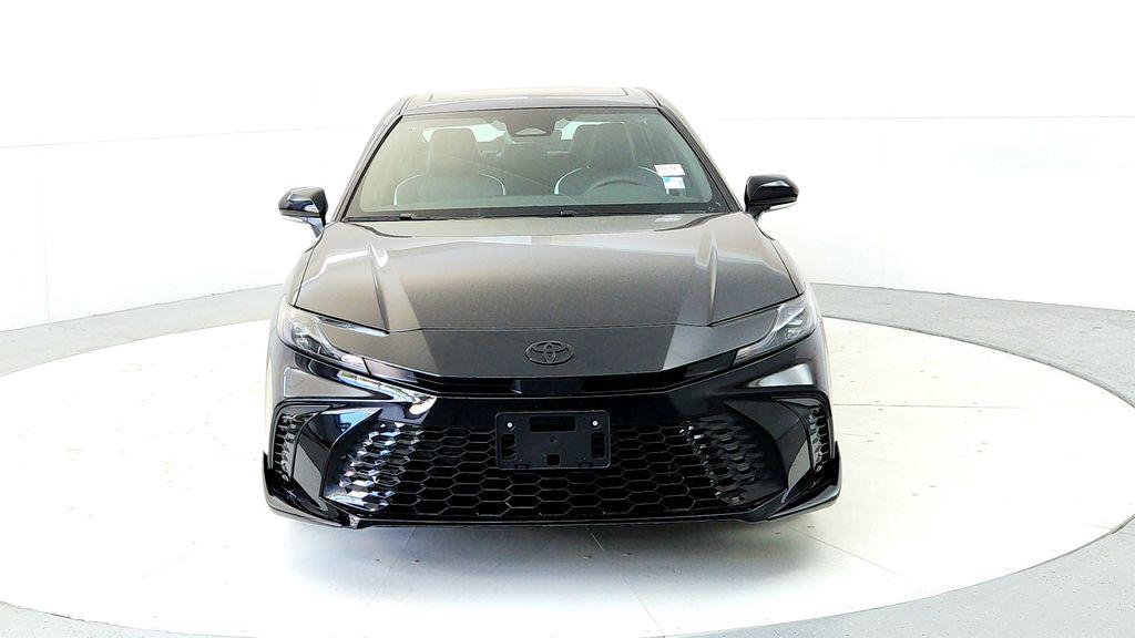 2026 Toyota CAMRY NIGHTSHADE — фото 8