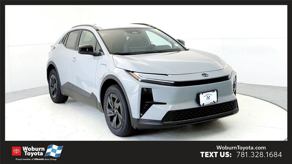 New 2026 Toyota C-HR SE