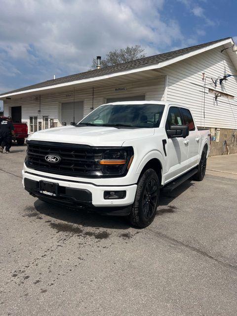 FORD F-150 XLT - 4