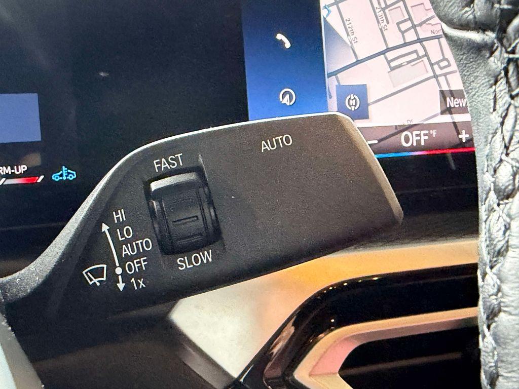صورة مصغرة 37 لـ 2023 BMW 330 I XDRIVE