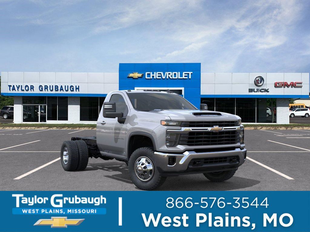 New 2026 Chevrolet Silverado 3500 LT