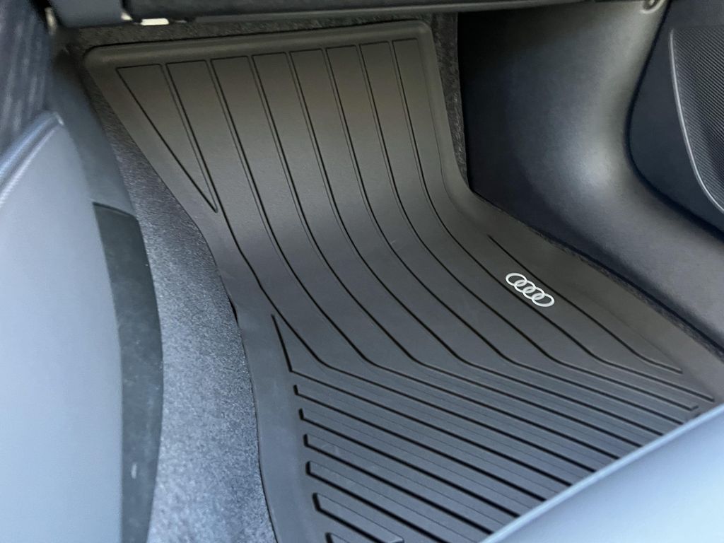 صورة مصغرة 17 لـ 2025 AUDI A5 PREMIUM TFSI QUATTRO S TRONIC