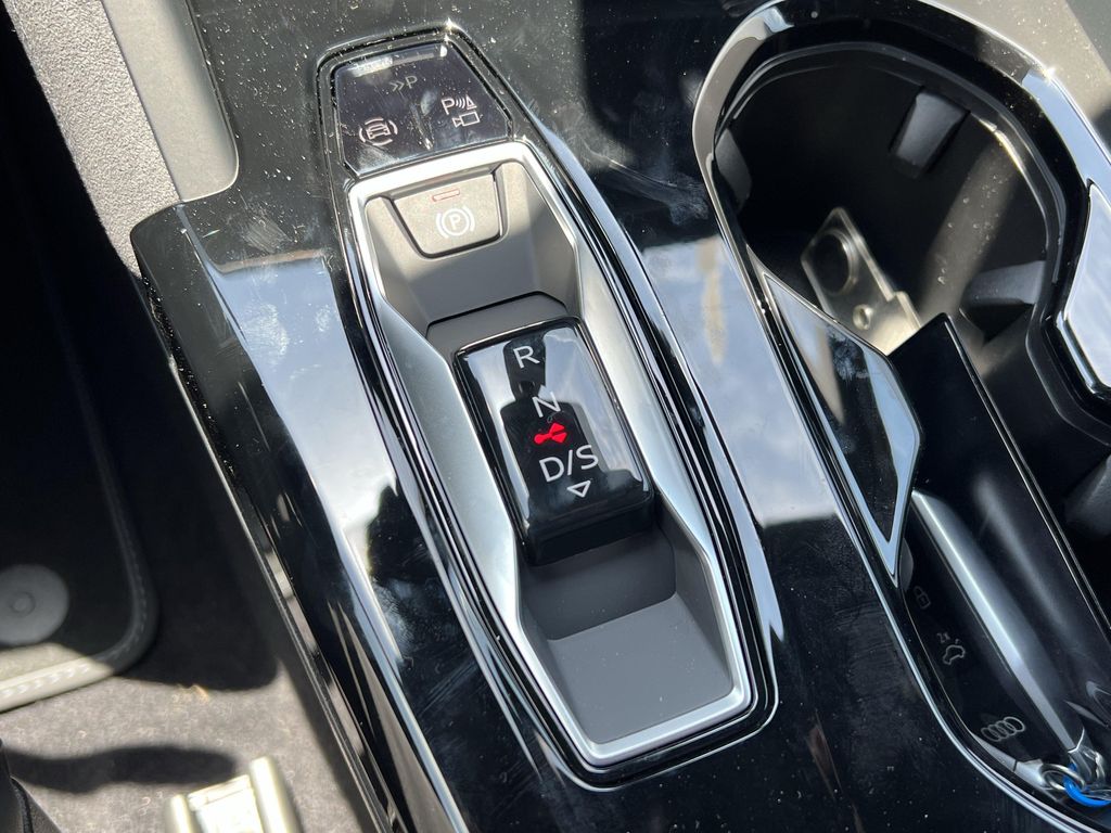 صورة مصغرة 28 لـ 2026 AUDI SQ5 3.0T PREMIUM PLUS