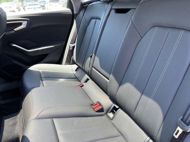صورة 32 لـ 2025 AUDI A5 PREMIUM TFSI QUATTRO S TRONIC