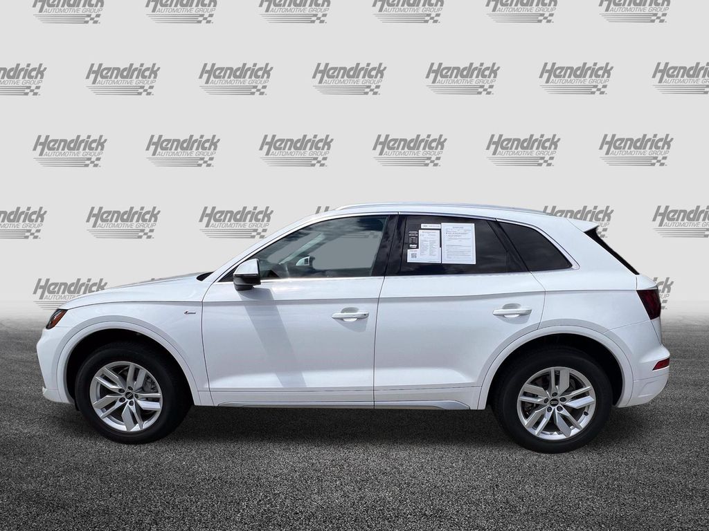 صورة 6 لـ 2023 AUDI Q5 45 S LINE PREMIUM