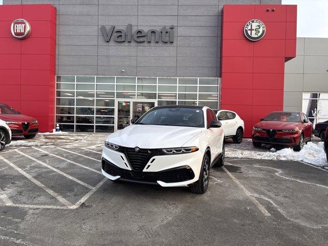 New 2026 Alfa Romeo Tonale Base