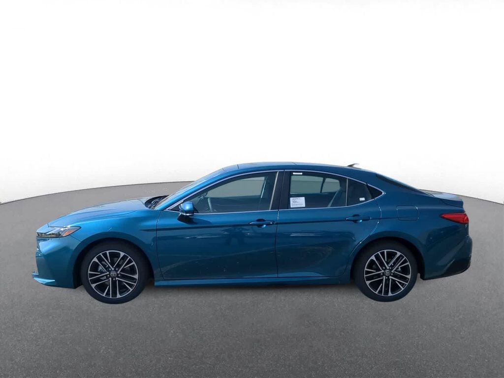 TOYOTA CAMRY - 5