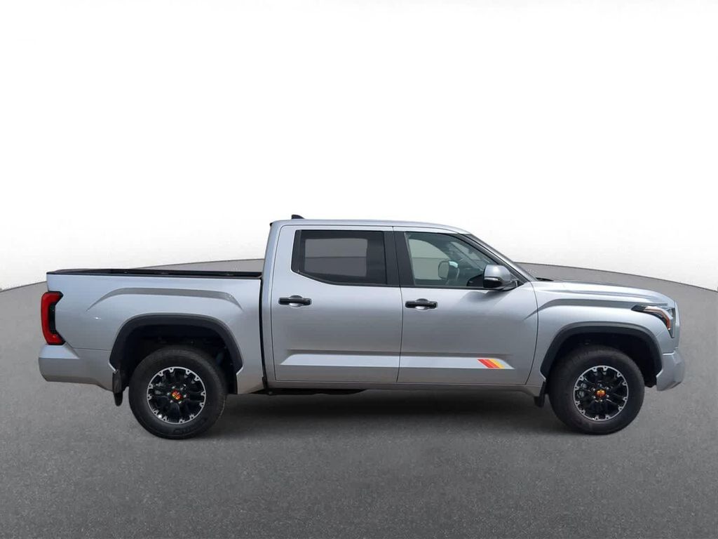 TOYOTA TUNDRA - 9