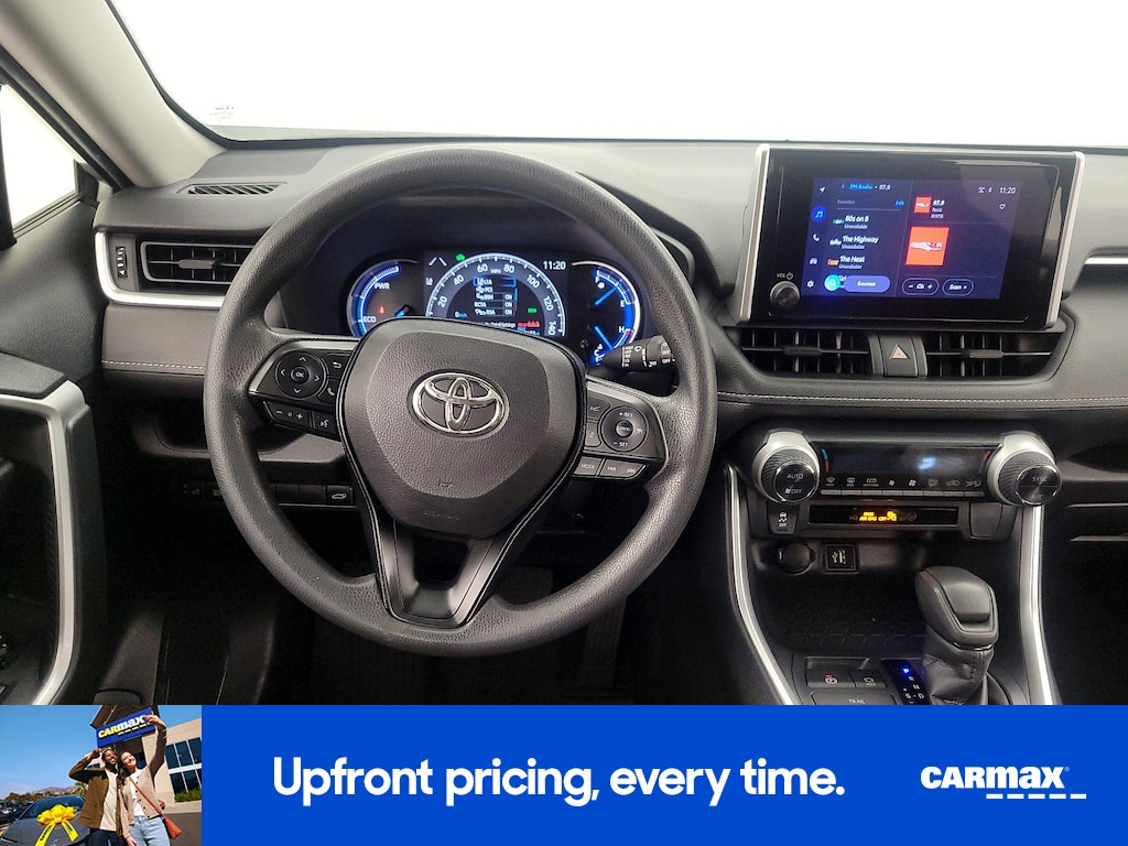 صورة مصغرة 13 لـ 2024 Toyota RAV4 HYBRID XLE