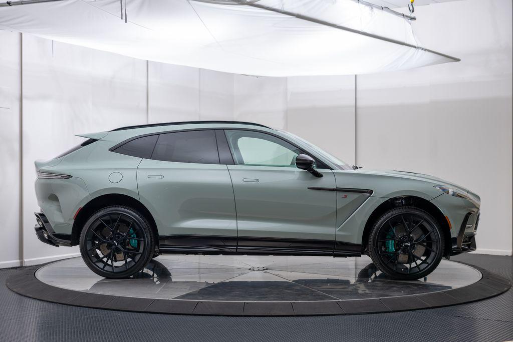 صورة 6 لـ 2026 Aston Martin DBX S