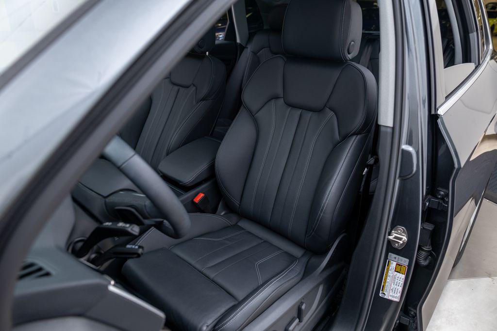 صورة مصغرة 14 لـ 2025 AUDI Q5 45 S LINE PREMIUM PLUS