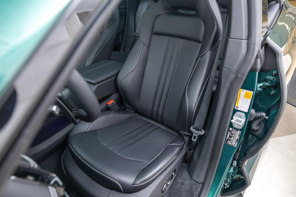 صورة مصغرة 16 لـ 2026 Aston Martin DBX 707