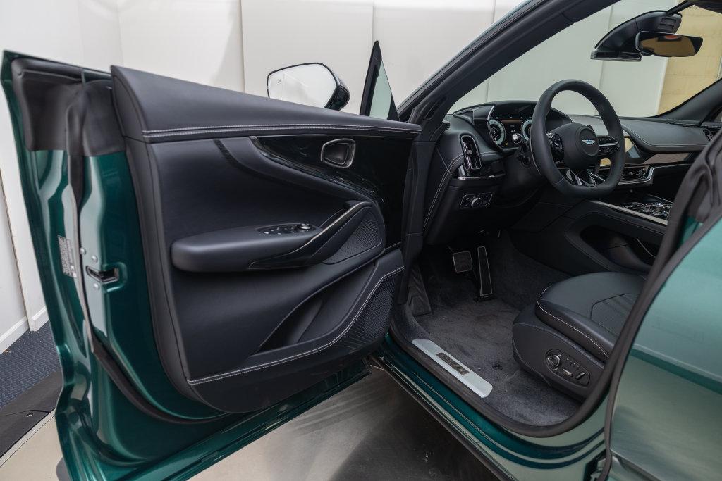 صورة مصغرة 13 لـ 2026 Aston Martin DBX 707