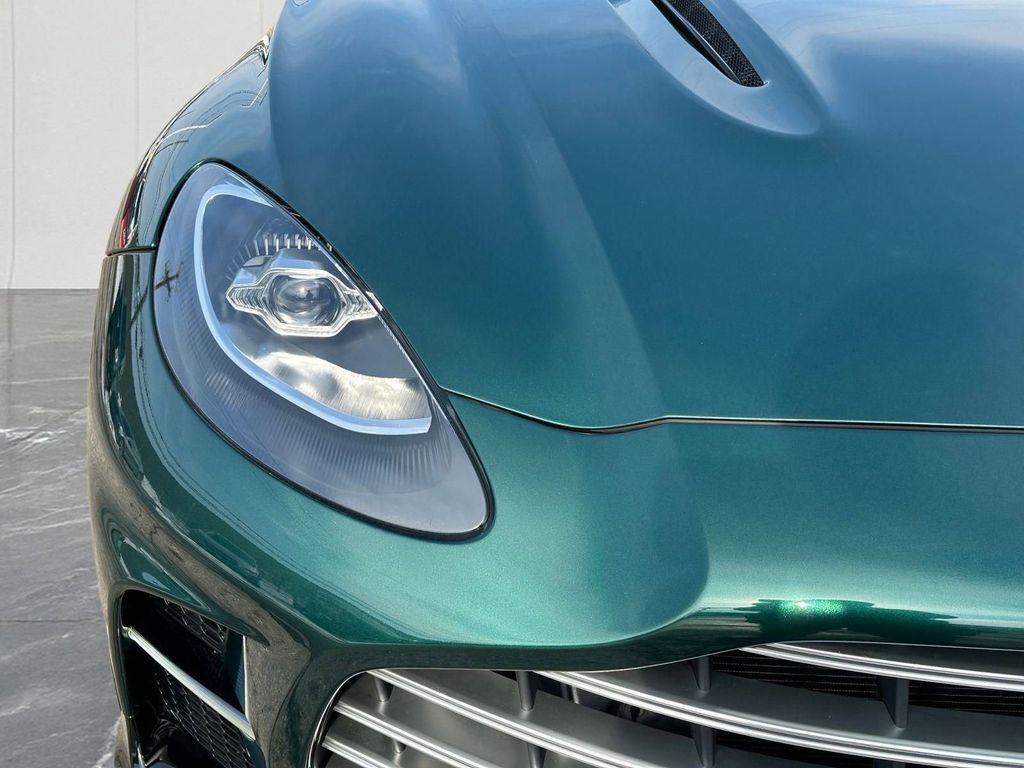 2026 Aston Martin DBX 707 — миниатюра 12
