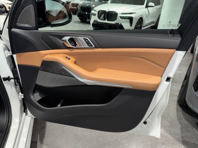 صورة مصغرة 8 لـ 2026 BMW X5 XDRIVE40I