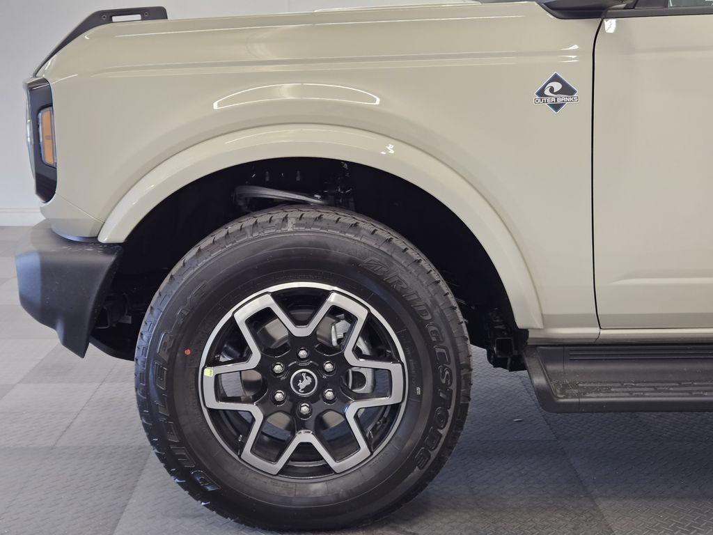 FORD BRONCO - 9