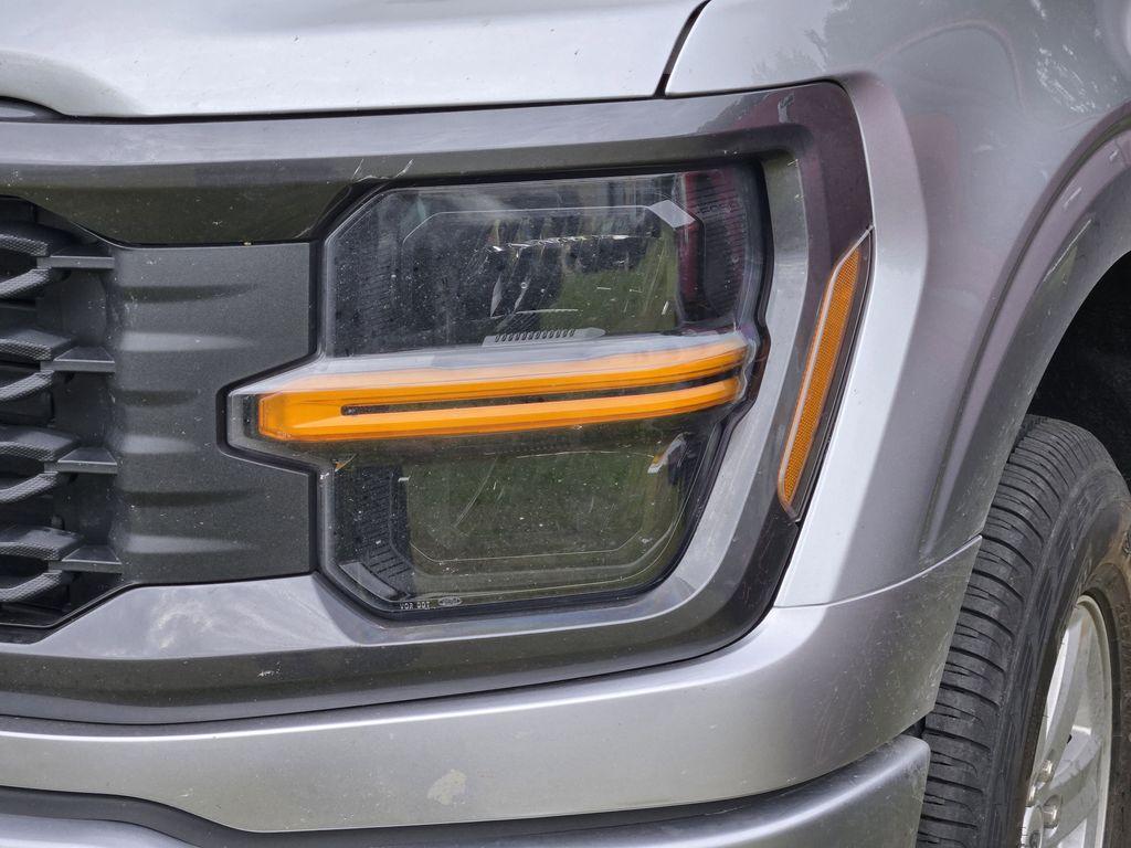 FORD F-150 STX - 8
