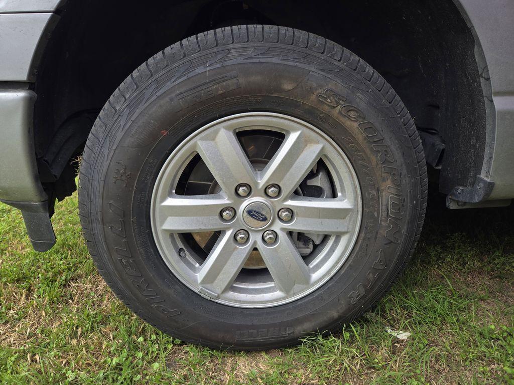 FORD F-150 STX - 10