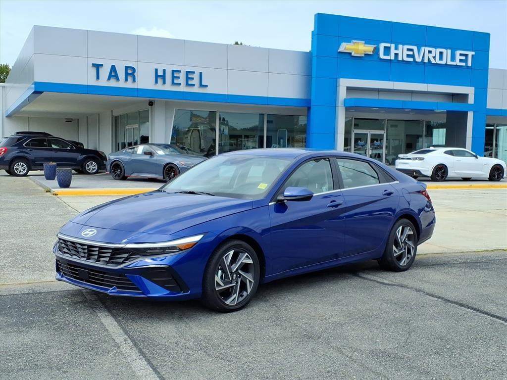Used 2025 Hyundai ELANTRA Limited