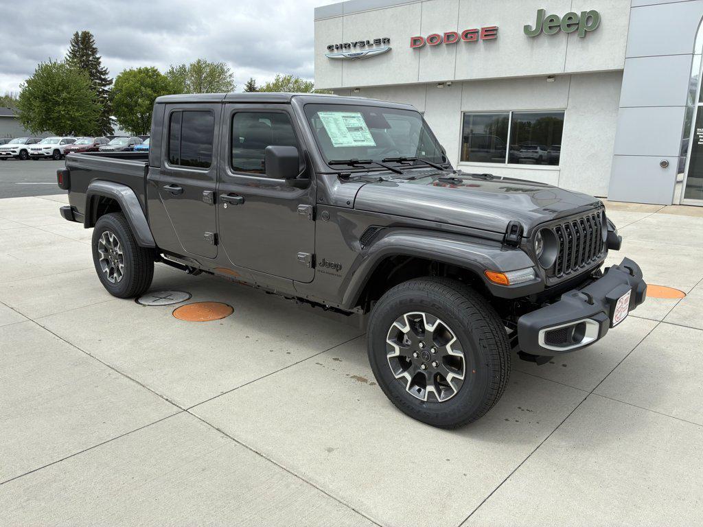 New 2026 Jeep Gladiator Sahara 4x4