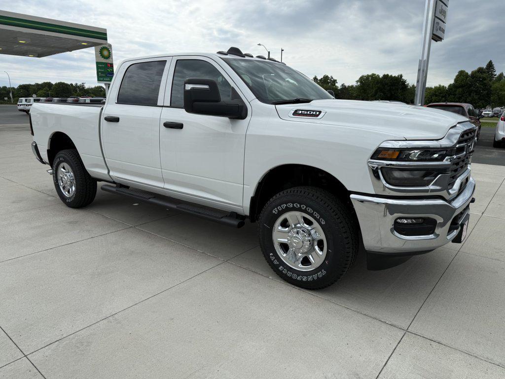 New 2026 RAM 3500 Tradesman Crew Cab 4x4 6'4' Box