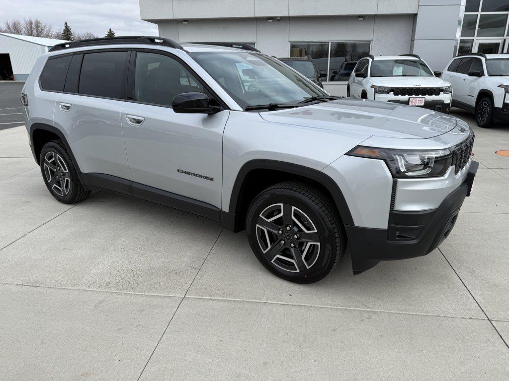 New 2026 Jeep Cherokee Laredo 4x4