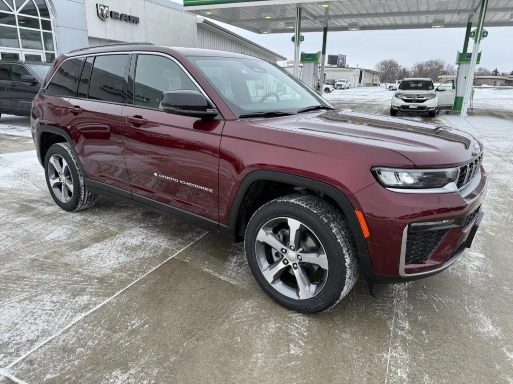 New 2026 Jeep Grand Cherokee Limited