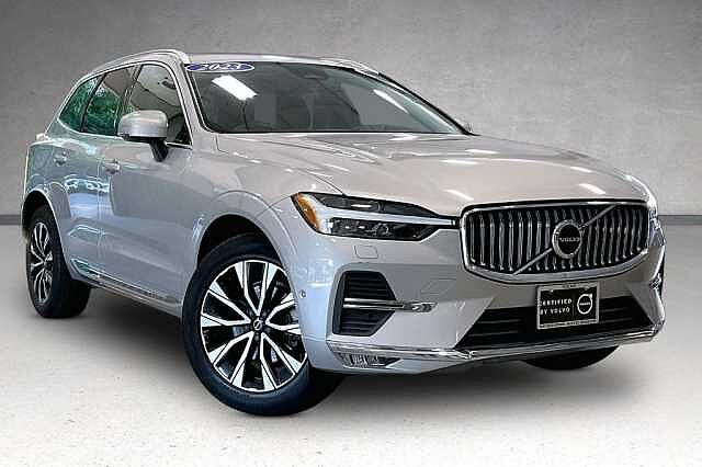 صورة 3 لـ 2023 Volvo XC60 PLUS