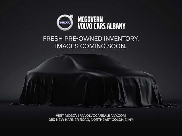 صورة 1 لـ 2023 Volvo XC60 PLUS
