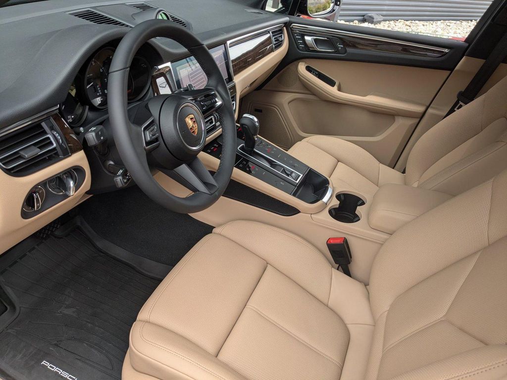 2026 Porsche MACAN — фото 4
