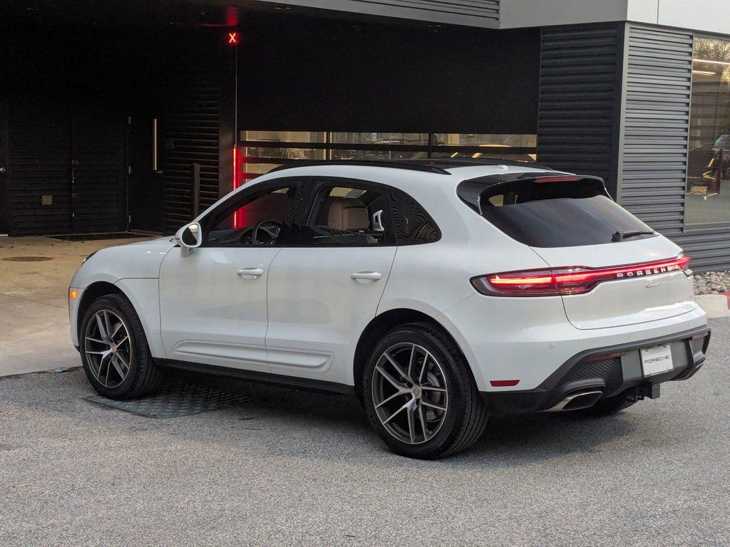 2026 Porsche MACAN 照片 3