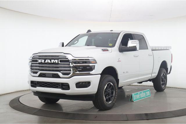 2026 RAM 2500 LARAMIE CREW CAB 4X4 6'4' BOX — фото 10