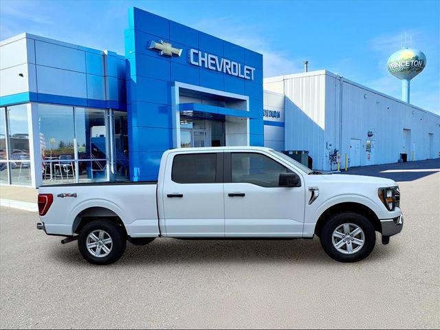 FORD F-150 XLT - 2