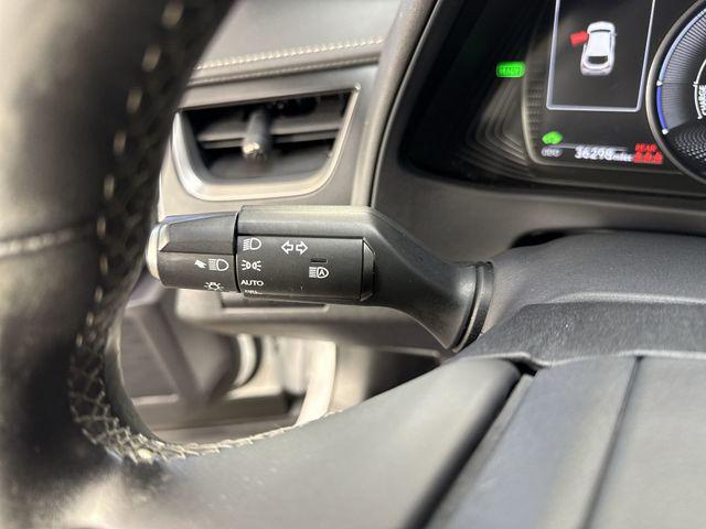 صورة مصغرة 18 لـ 2022 Lexus UX 250H BASE