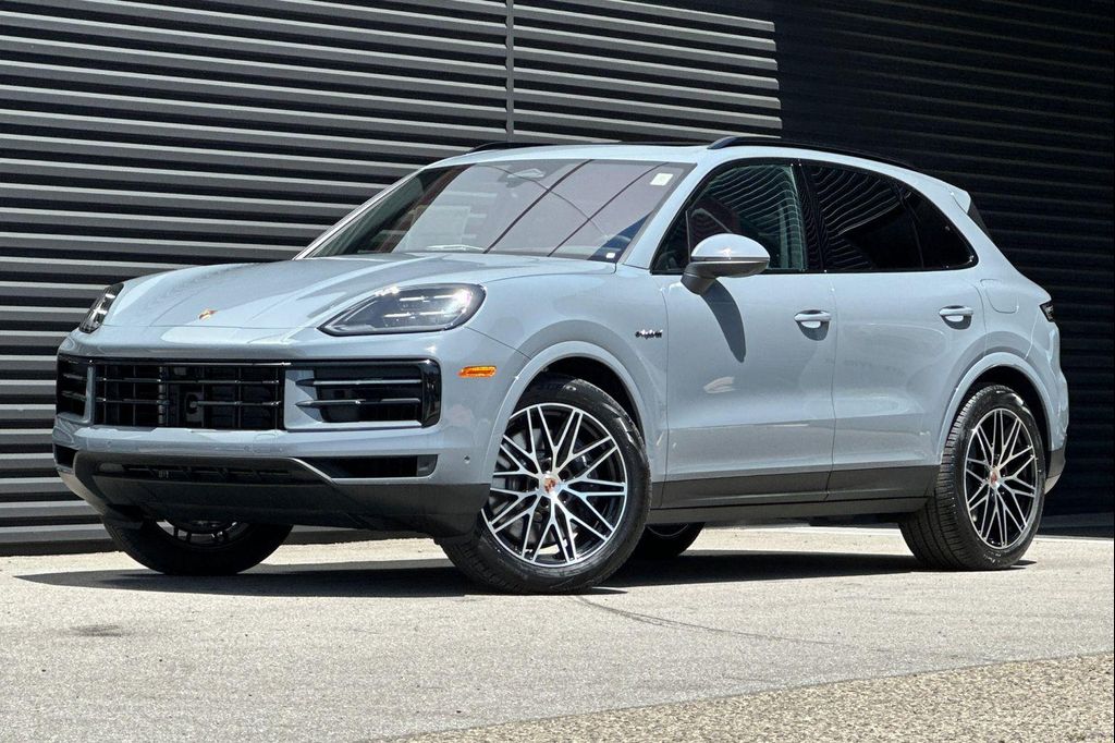 PORSCHE CAYENNE - 1