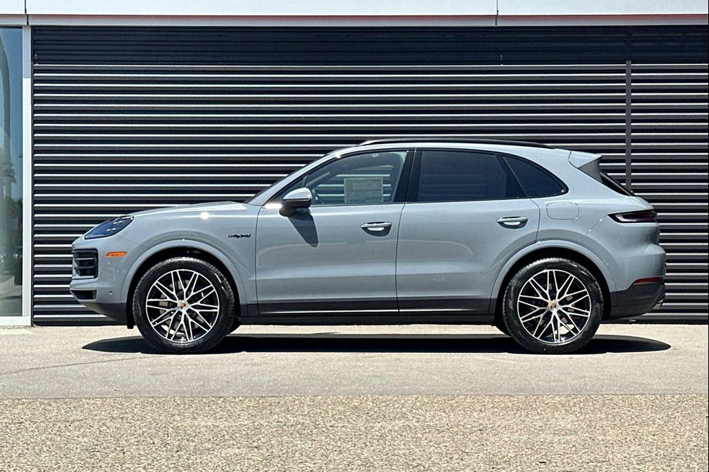 PORSCHE CAYENNE - 2