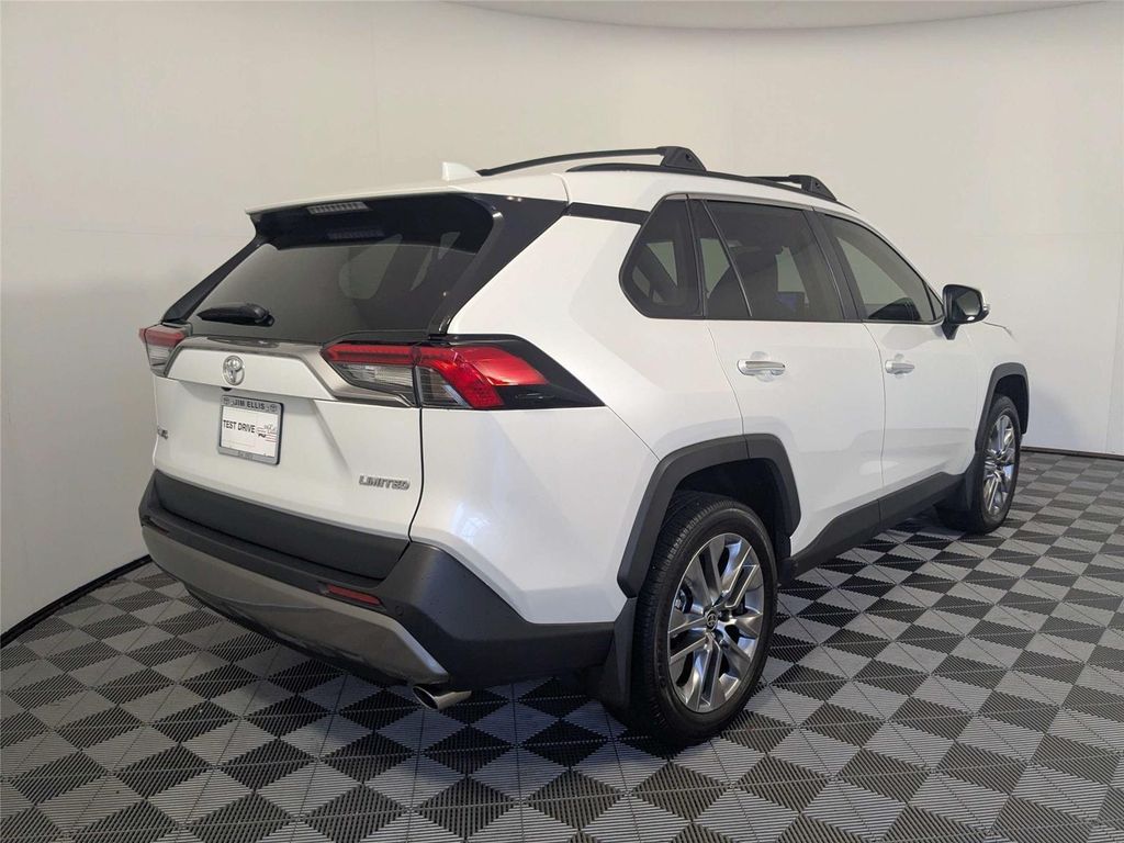 صورة 5 لـ 2024 Toyota RAV4 LIMITED