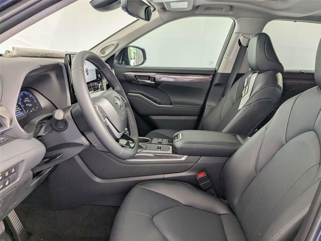 TOYOTA HIGHLANDER - 9