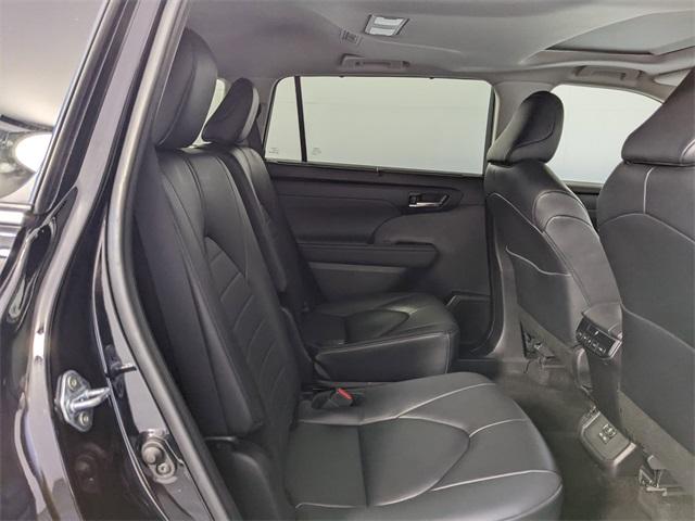 TOYOTA HIGHLANDER - 3