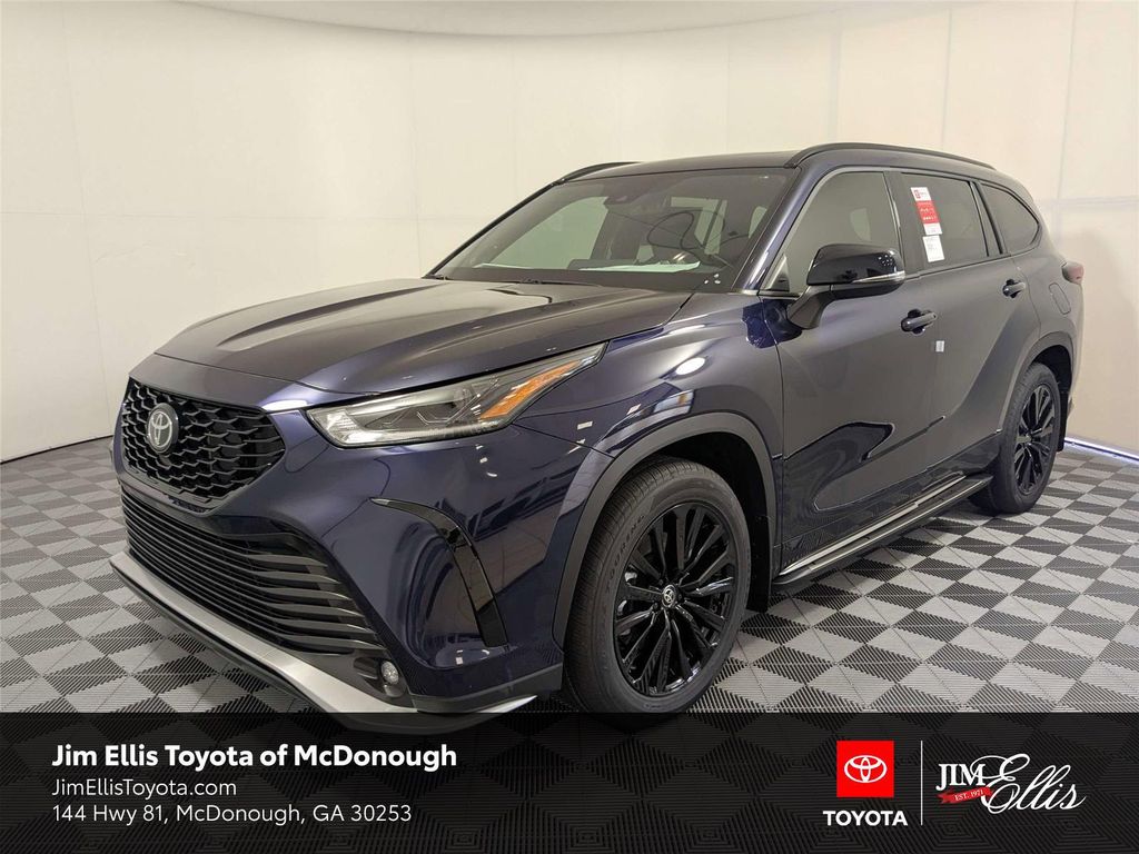 New 2026 Toyota Highlander XSE