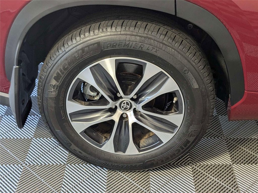 TOYOTA HIGHLANDER - 7