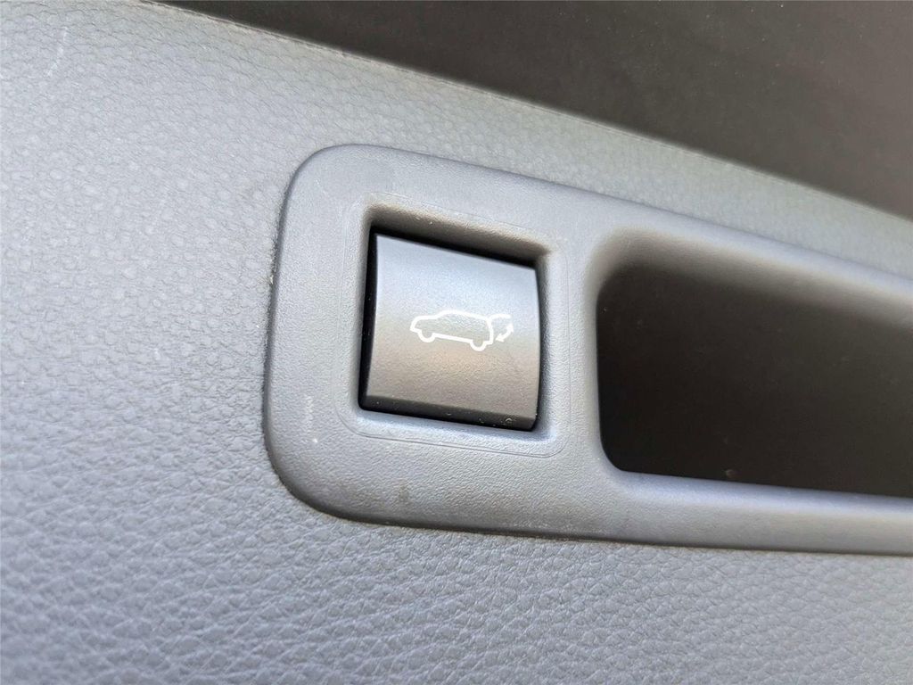 TOYOTA HIGHLANDER - 6