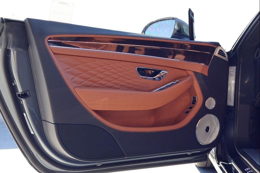 صورة مصغرة 14 لـ 2026 Bentley CONTINENTAL GT BASE