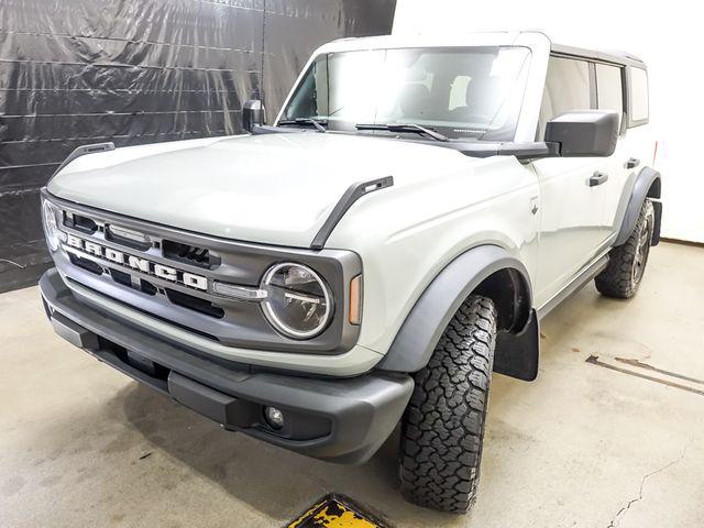 FORD BRONCO - 4
