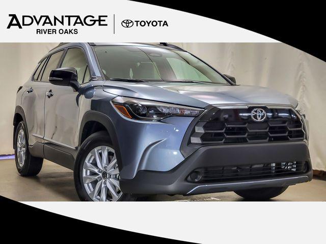 New 2026 Toyota Corolla Cross LE