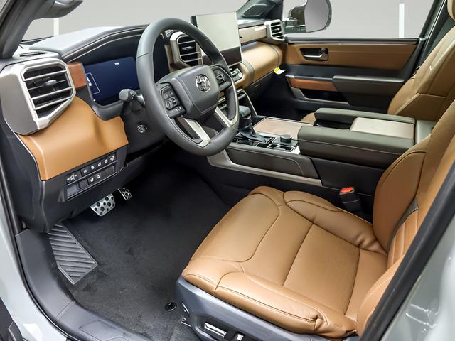 TOYOTA TUNDRA - 10