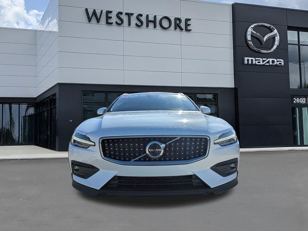 2023 Volvo V60 CROSS COUNTRY B5 PLUS — фото 8