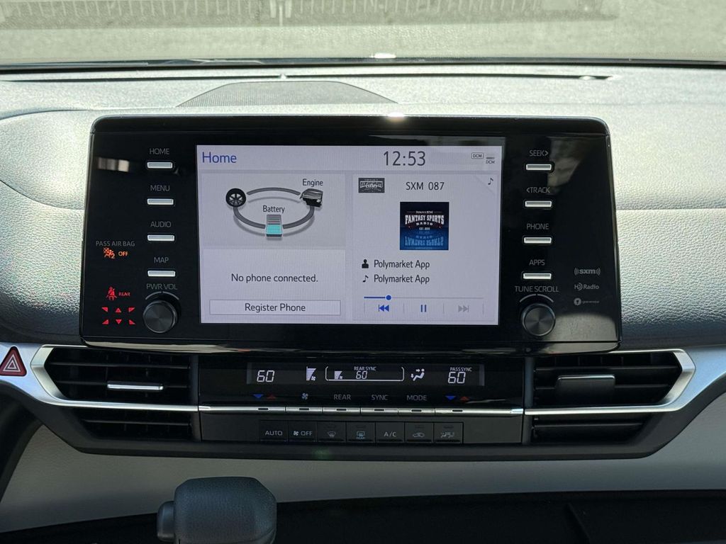 2021 Toyota SIENNA LE 缩略图 19