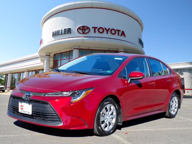 Certified 2025 Toyota Corolla LE